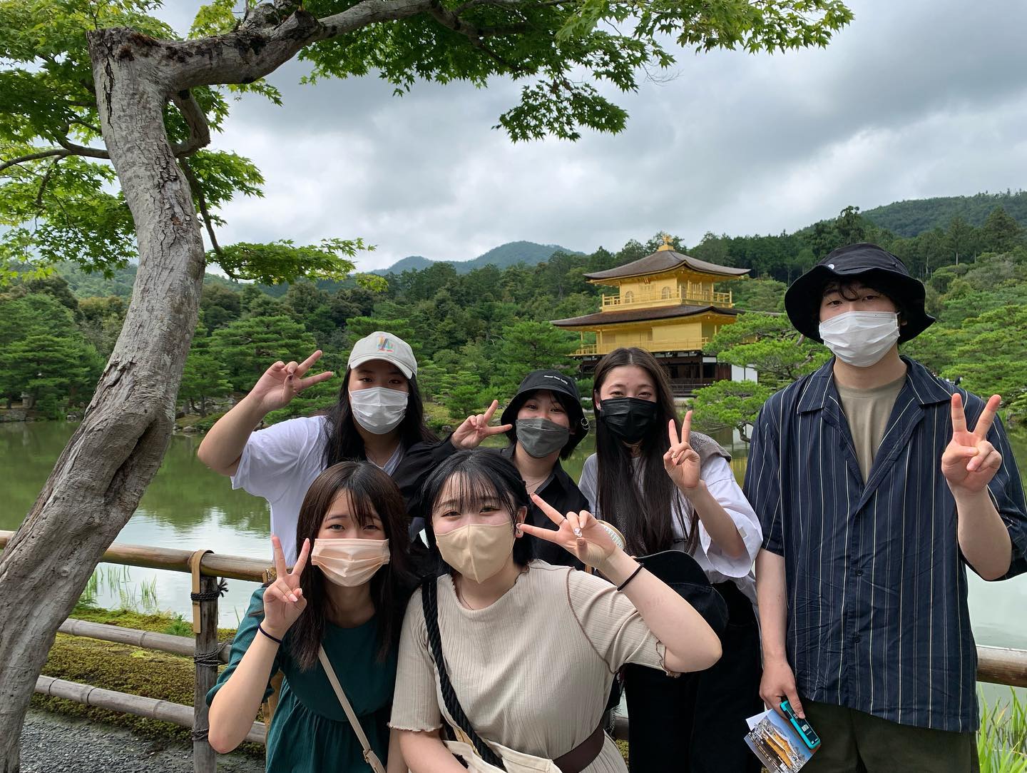 修学旅行　女子高生 3年生修学旅行へ 大阪＆京都の旅 2日目スタート｜お知らせ｜FSG高等部｜福島県知事認可 国際アート&デザイン大学校 高等課程